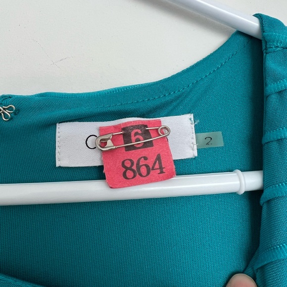 Calvin Klein midi dress size 2 - Picture 2 of 6